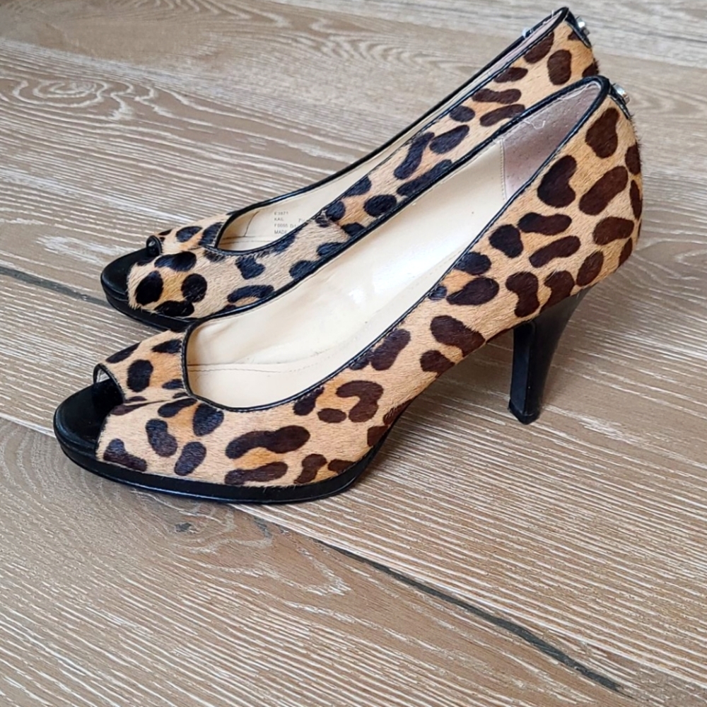 LEOPARD PRINT peep toe Calvin Klein heels